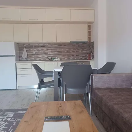 Apartman Losi *